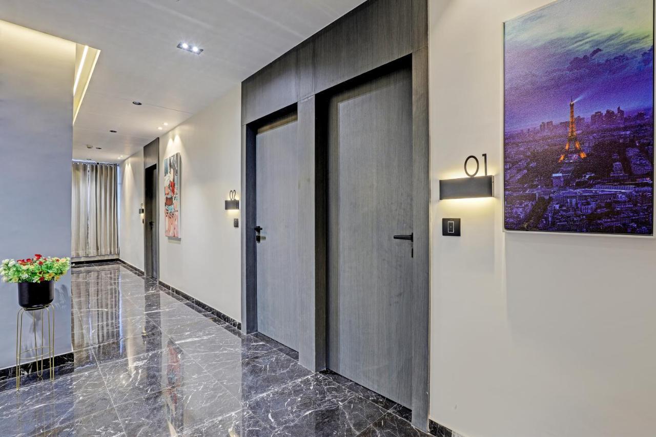 Hotel Lee Platinum อาเมดาบัด ภายนอก รูปภาพ