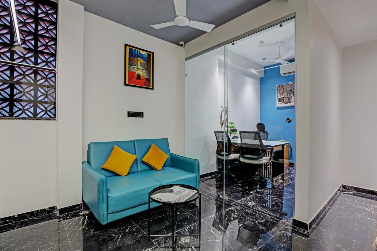 Hotel Lee Platinum อาเมดาบัด ภายนอก รูปภาพ